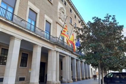 La Delegación del Gobierno en Aragón condena la vandalización de la sede del PP en Huesca