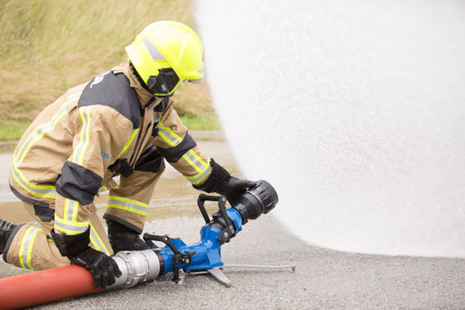 Ejemplo de una lanza-monitor. Este modelo puede alcanzar hasta 3000 LPM