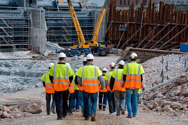 La jornada laboral en España oficialmente es de 40 horas a la semana.